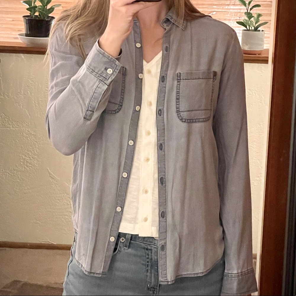 Soft Button Down